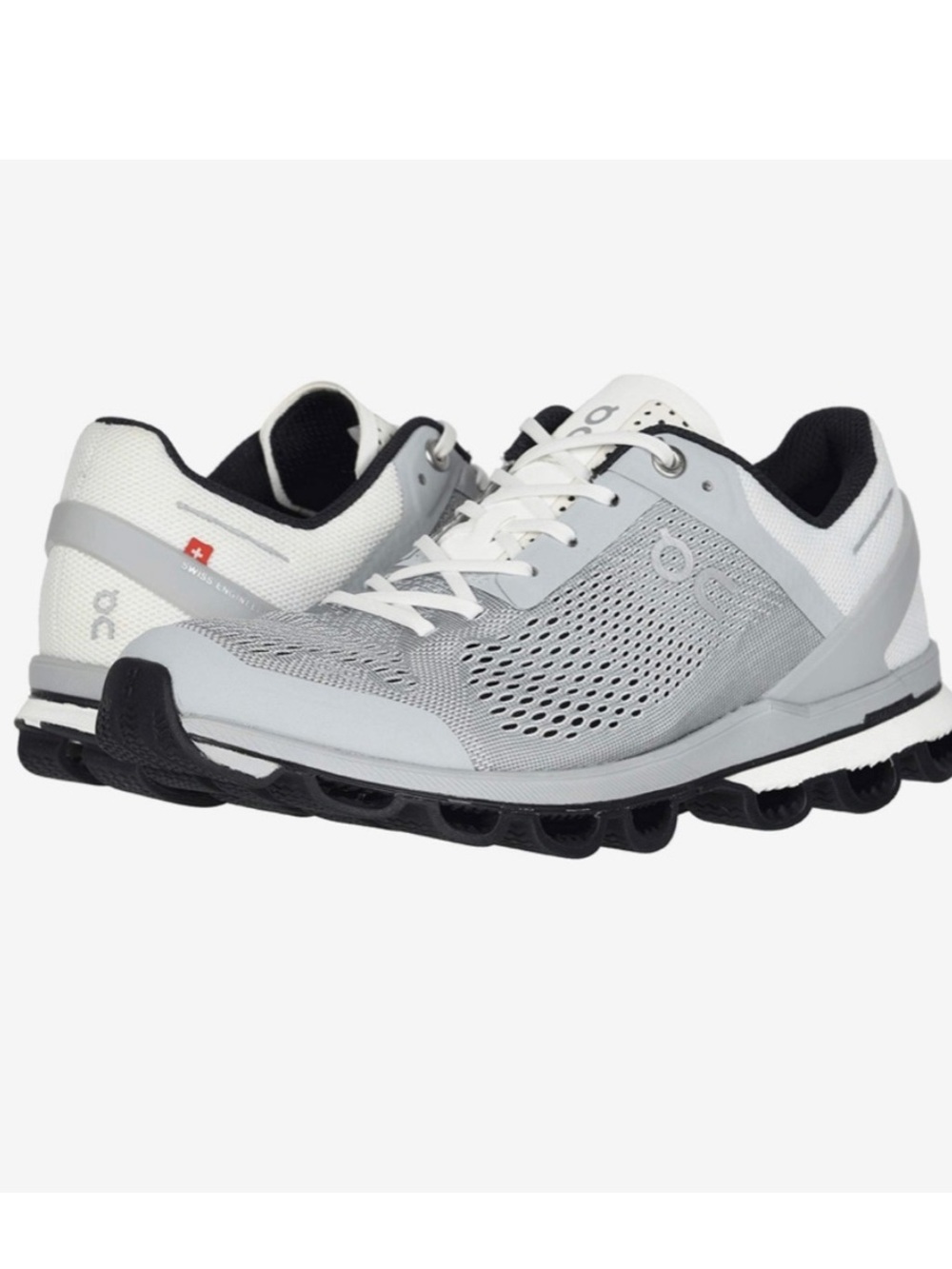 On Cloud On running Cloudchaser Gray & White Women's Running Shoes 7
